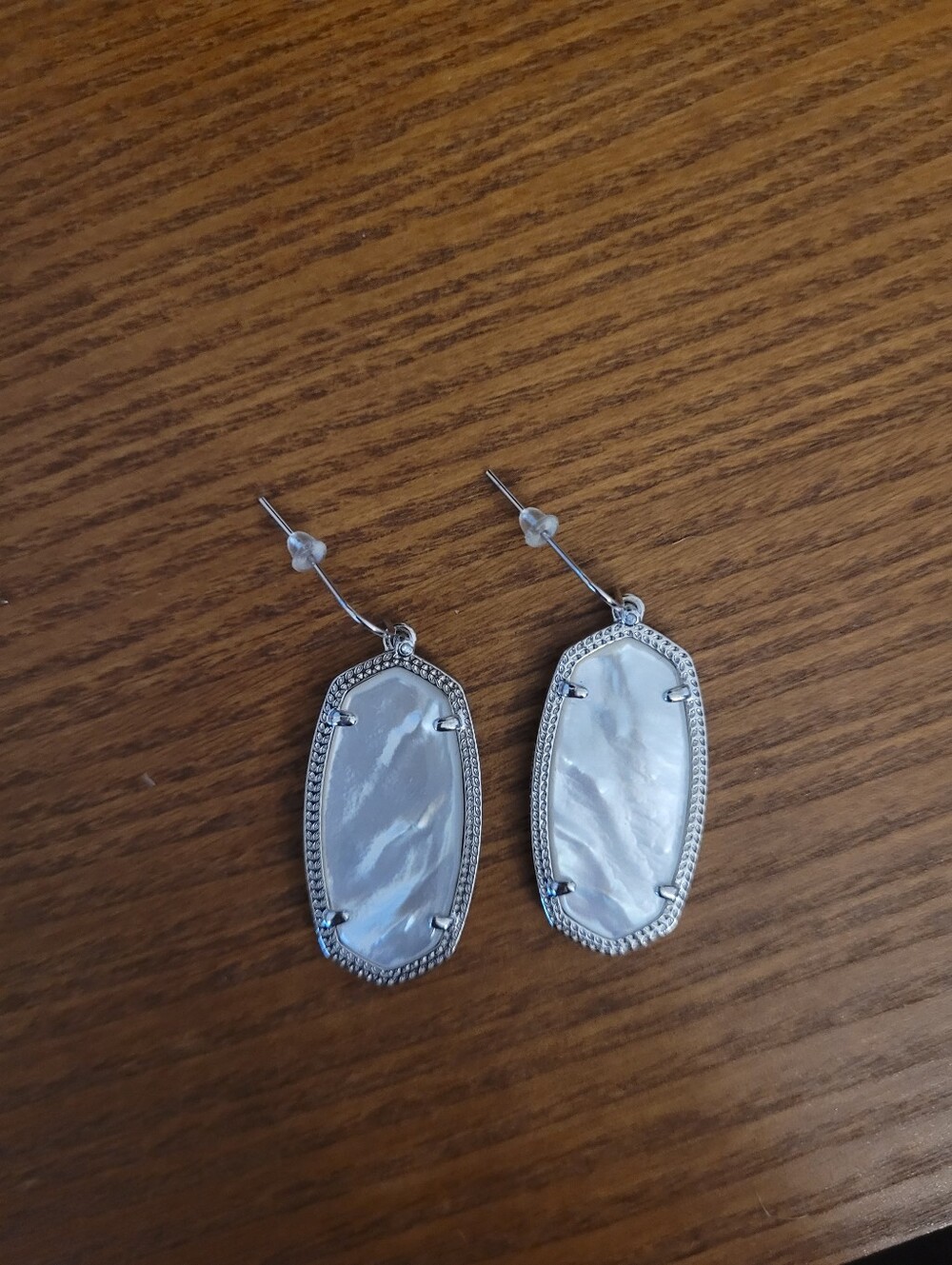 Kendra Scott Silver Tone White Mother-of-Pearl Drop Earrings - Picture 4 of 4